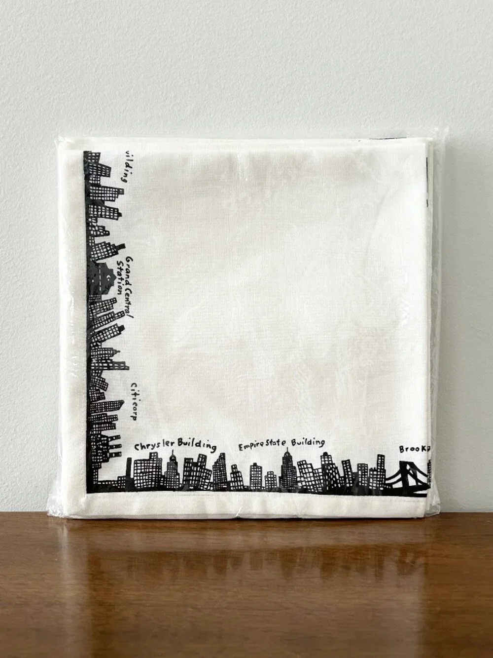 4 FISHS EDDY 212 New York Skyline Napkins 20” Large Cotton Vtg Twin Towers NIP